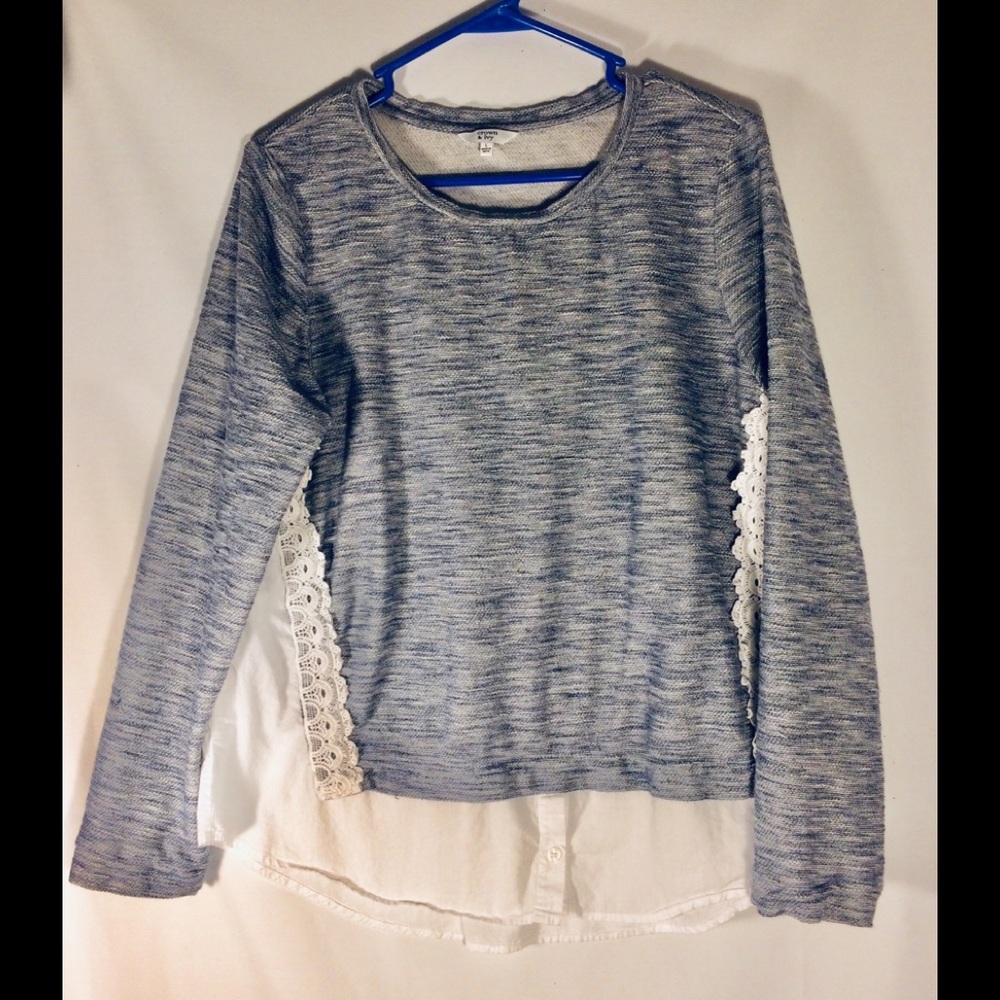 Crown & Ivy Heather Blue Top L